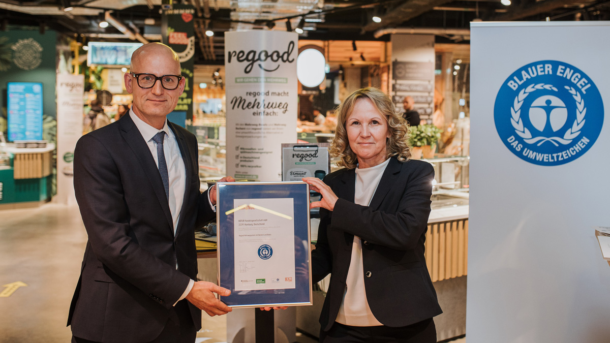 Steffi Lemke verleiht Blauen Engel für &amp;quot;regood&amp;quot;-Mehrwegsystem an EDEKA ...