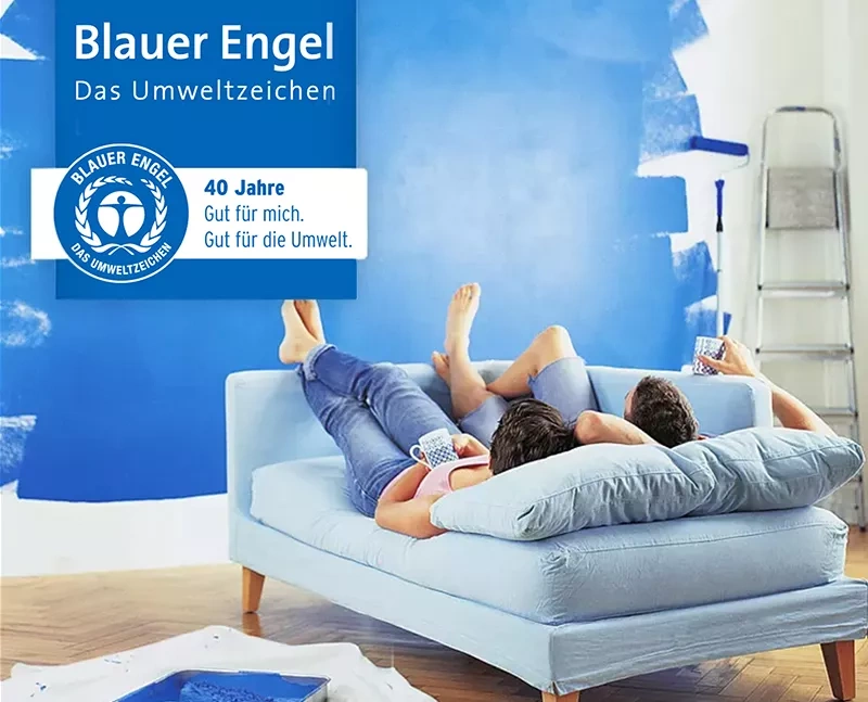 Flyer: Zwei Personen auf dem Sofa. Text: 40 Jahre. Gut für mich. Gut für die Umwelt. 