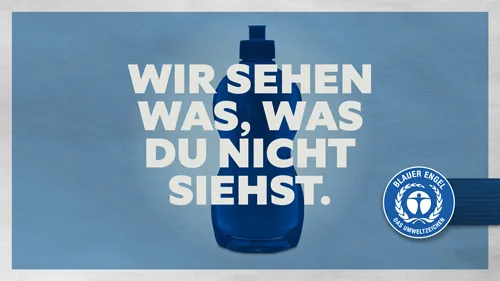 Text über einer Spülmittelflasche